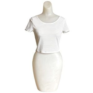 H&M Divided White Striped Crop Top Size Small